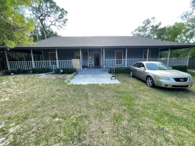 9332 Trevarthon Rd
