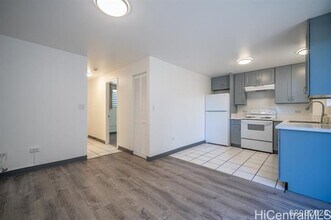 1654 Liholiho St in Honolulu, HI - Building Photo - Building Photo