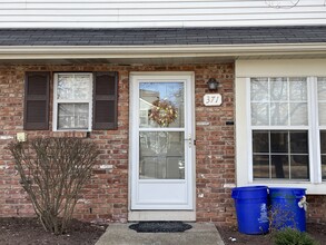 371 Aldeburgh Ave in Somerset, NJ - Building Photo - Building Photo