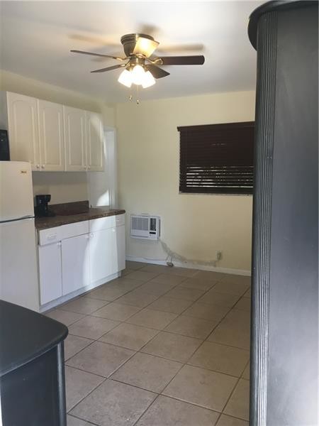 2051 NE 25th Ave in Pompano Beach, FL - Building Photo