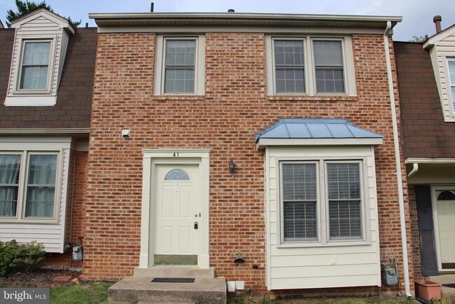 property at 41 Bralan Ct