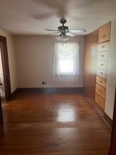 239 Ormond Ave-Unit -239 Ormond Ave Unit 2 in Sharon, PA - Building Photo - Building Photo