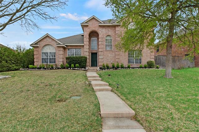 property at 826 Ridge Rd W
