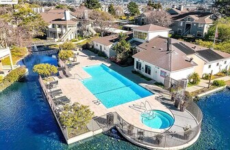 15 Shoreline Ct, Unit Coming Soon! in Richmond, CA - Building Photo - Building Photo