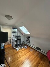 212 California St, Unit 1 in Newton, MA - Building Photo - Building Photo