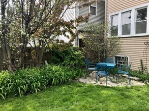 2113 W Walton St in Chicago, IL - Building Photo - Building Photo