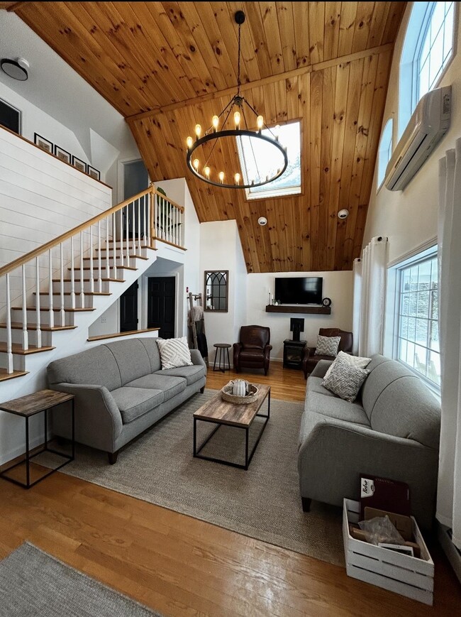 11 Brookstone Ln in Madison, NH - Building Photo - Building Photo