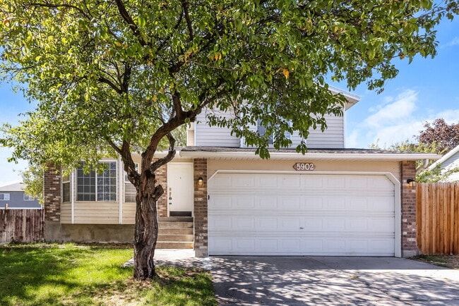 property at 5902 Woodview Dr