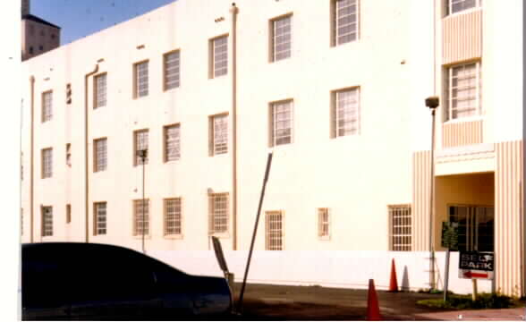 Lulav Square Apartments in Miami Beach, FL - Foto de edificio - Building Photo