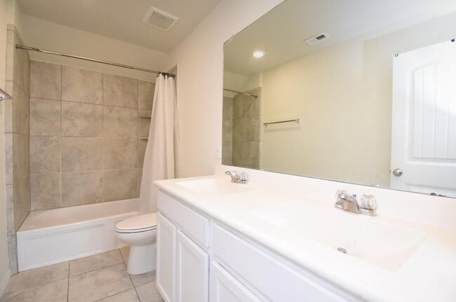 9431 Summer River Dr