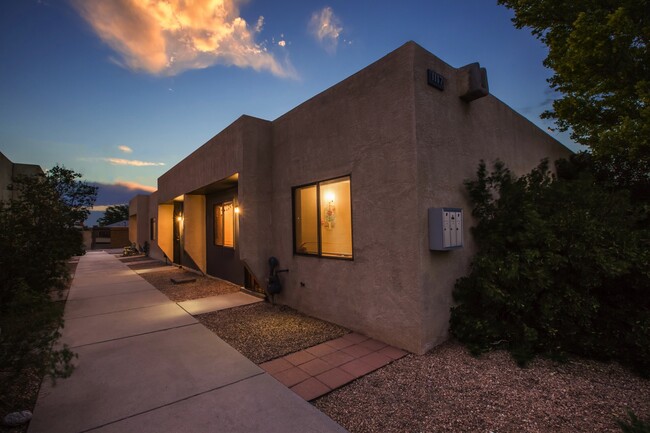 1117 Louisiana Blvd SE in Albuquerque, NM - Foto de edificio - Building Photo