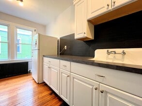 234 Crescent Ave in Buffalo, NY - Building Photo - Building Photo