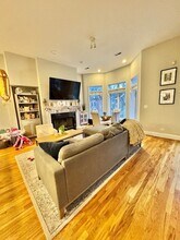 1927 N Sedgwick St in Chicago, IL - Building Photo - Building Photo