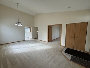 1991 Westridge Pl in Aurora, IL - Building Photo - Building Photo