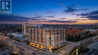 5917 Main St in Whitchurch-Stouffville, ON - Building Photo
