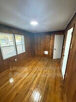 904 Marsh St in Thomasville, NC - Building Photo