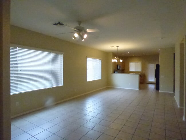 9109 W Alvarado St in Phoenix, AZ - Building Photo - Building Photo