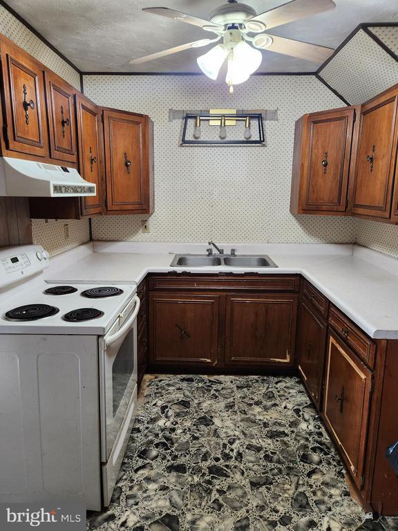 property at 107 4th St