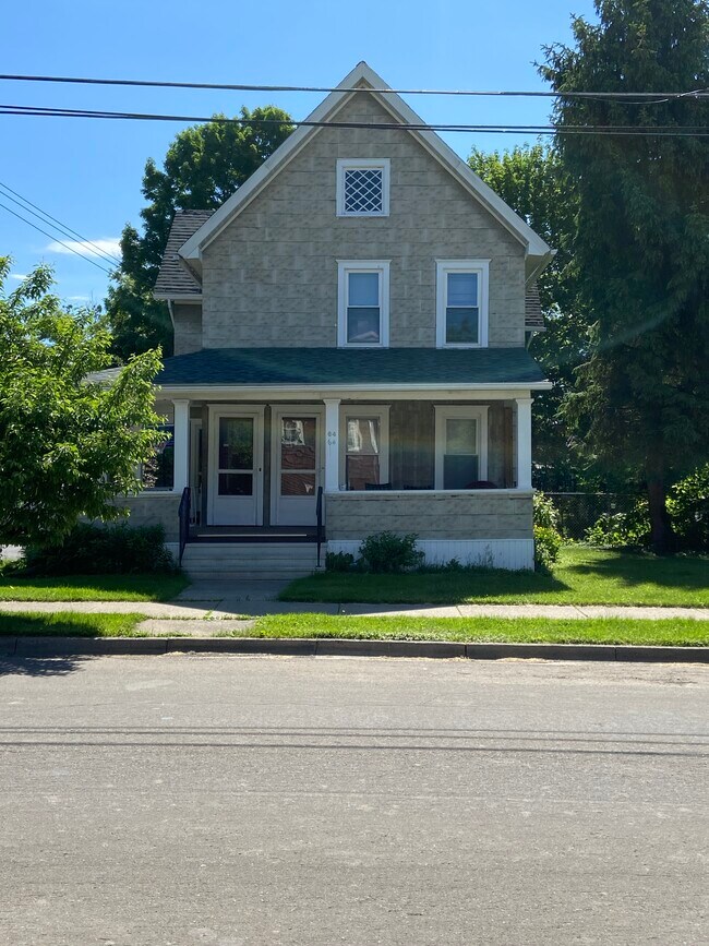 64 Walnut St Rentals in Binghamton, NY
