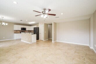 7109 Beekman Lake Dr in Jacksonville, FL - Building Photo - Building Photo