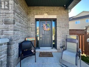 1097 Northgraves Crescent in Ottawa, ON - Building Photo - Building Photo