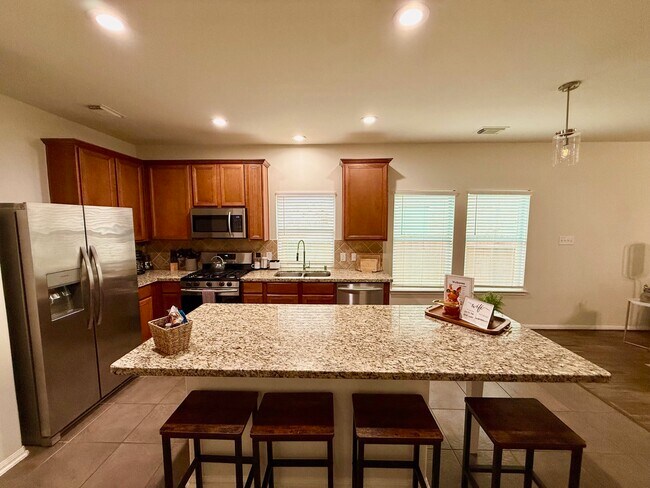 142 E Spindle Tree Cir in Spring, TX - Building Photo - Building Photo