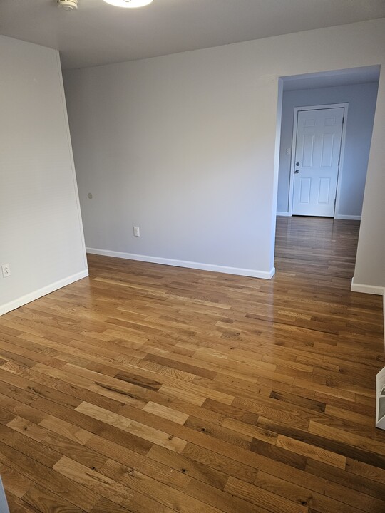 9 Ring St in Rural Ridge, PA - Building Photo