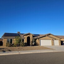 7718 E 43rd Ln in Yuma, AZ - Building Photo