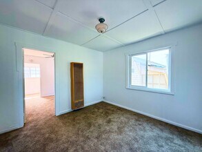 4661 Newport Ave in San Diego, CA - Building Photo - Building Photo