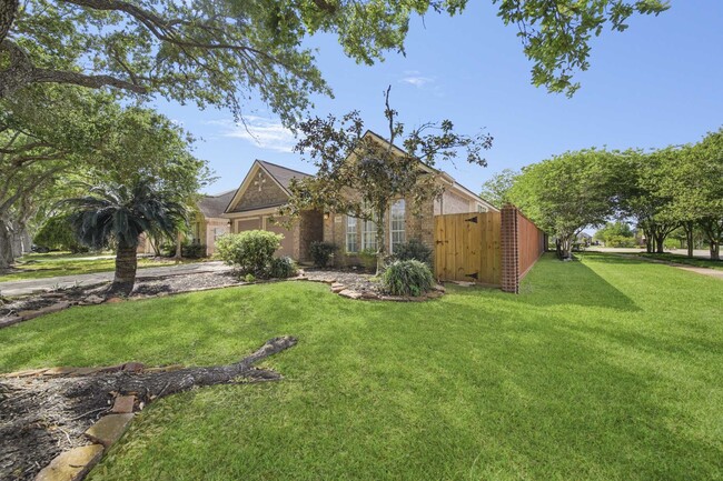 3402 Plymouth Pointe Ln in Missouri City, TX - Foto de edificio - Building Photo