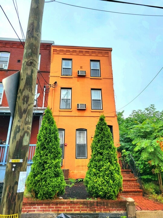 3215 Hamilton St in Philadelphia, PA - Foto de edificio