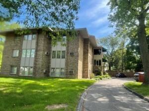 1400 Morton Ave, Unit 3B in Ann Arbor, MI - Building Photo