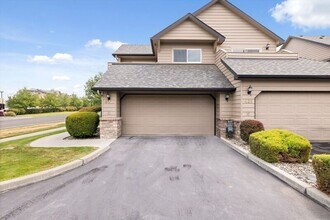 423 Columbia Point Dr in Richland, WA - Building Photo - Building Photo