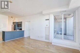 388 Prince of Wales Dr in Mississauga, ON - Building Photo - Building Photo