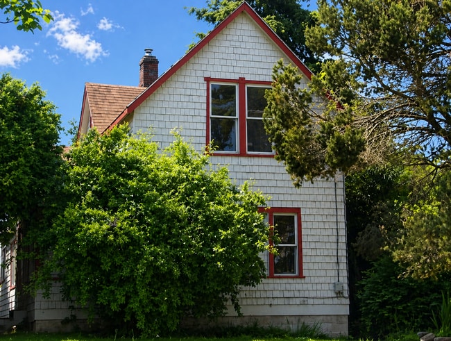 property at 1341 Grant St