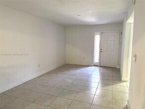 1260 SE 28th Ct in Homestead, FL - Building Photo - Building Photo