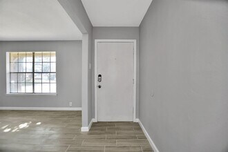 1505 New Orleans St in Deer Park, TX - Building Photo - Building Photo