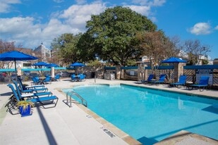 Regatta in San Antonio, TX - Building Photo