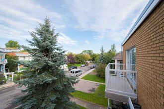 Dartmouth Apartments in Calgary, AB - Building Photo - Building Photo