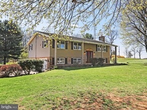 644 Alleman Rd in Chambersburg, PA - Building Photo - Building Photo