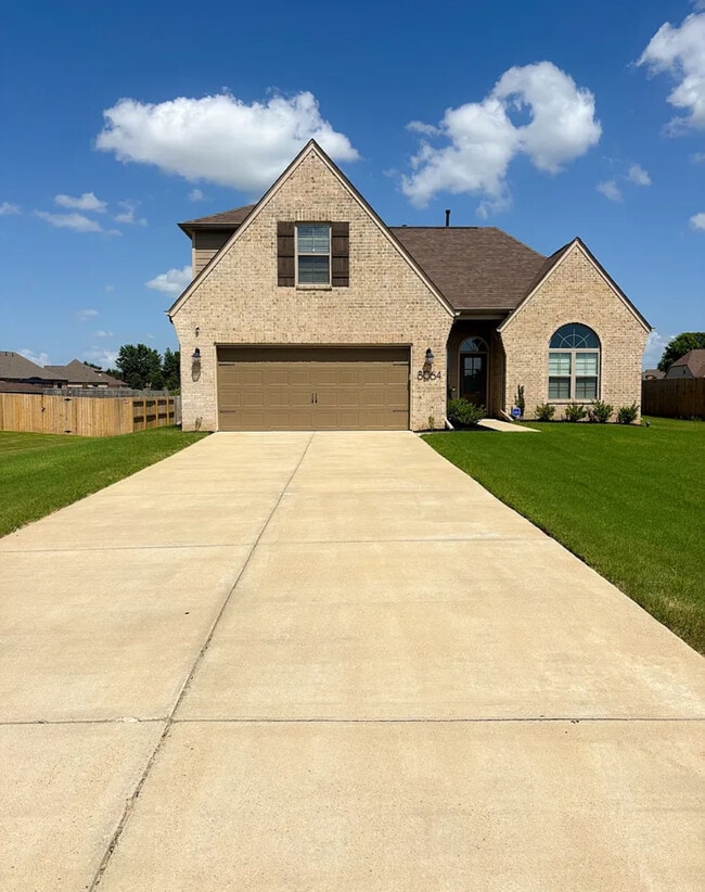 8847 Yorktown Dr