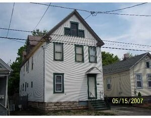 108 Lawrence St in Syracuse, NY - Building Photo