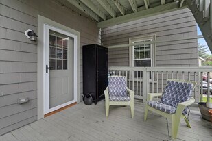 18 Brent St, Unit 2 in Boston, MA - Building Photo