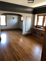 529 N 59th St in Wauwatosa, WI - Building Photo