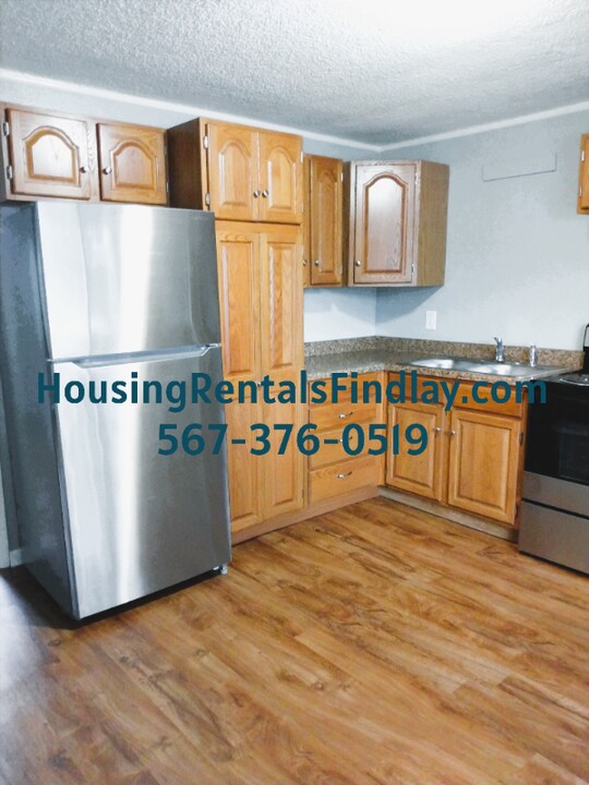 412 E Pearl St in Findlay, OH - Building Photo