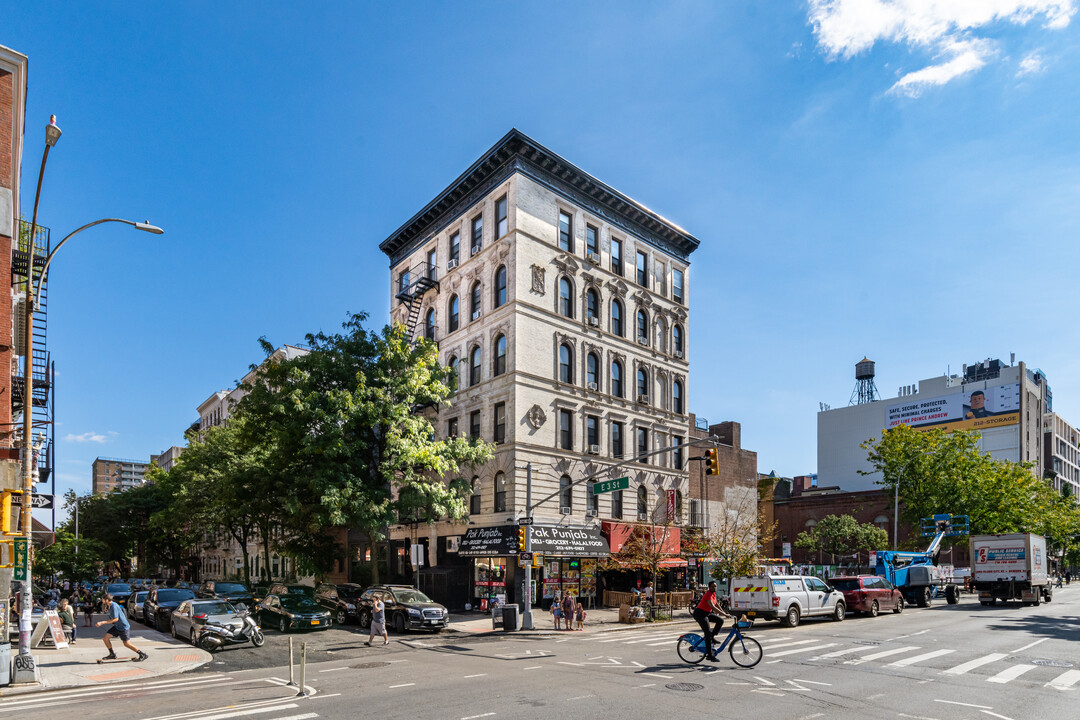 50-54 Second Ave in New York, NY - Building Photo