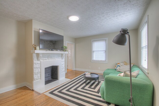1609A Cahal Ave in Nashville, TN - Building Photo - Building Photo
