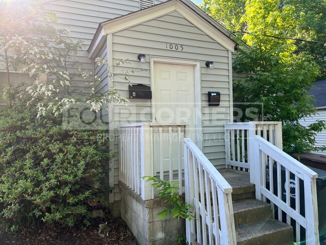 property at 1005 Hackett St