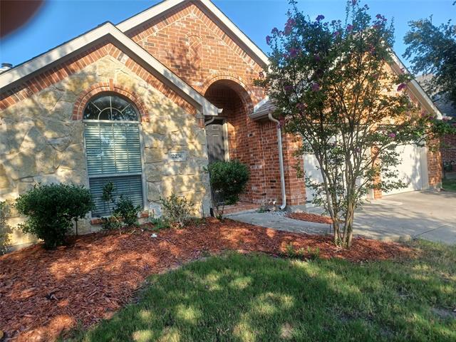 property at 2236 Crestridge Dr