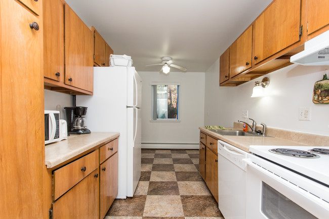 Anthos at Vestal in Vestal, NY - Building Photo - Interior Photo